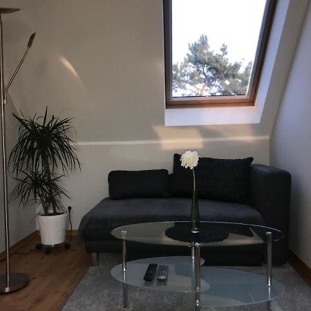 Le Casa De Jeune Düsseldorf Esterno foto